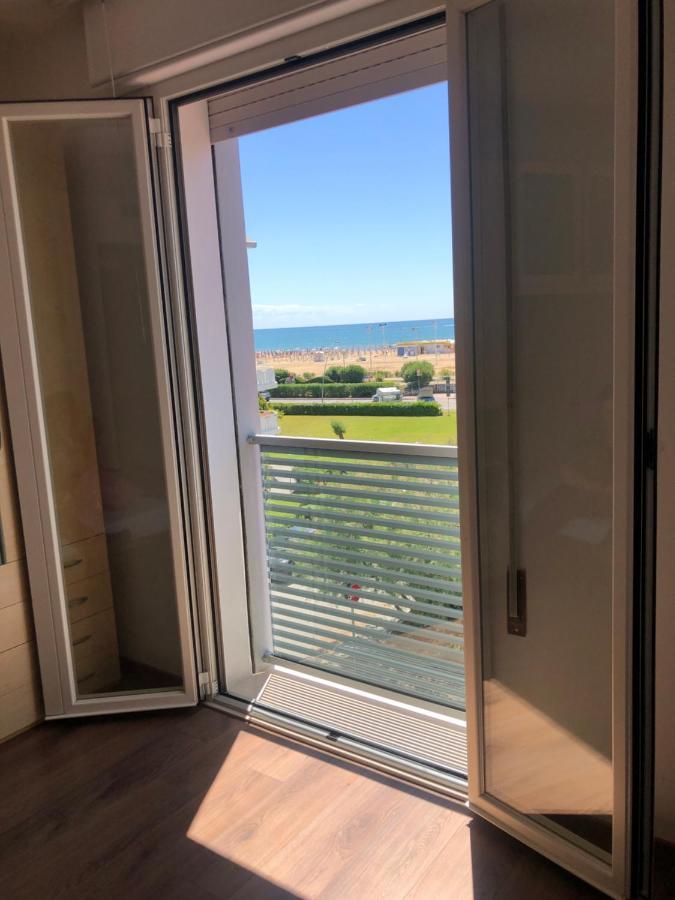 Hotel Playa Bibione Bagian luar foto