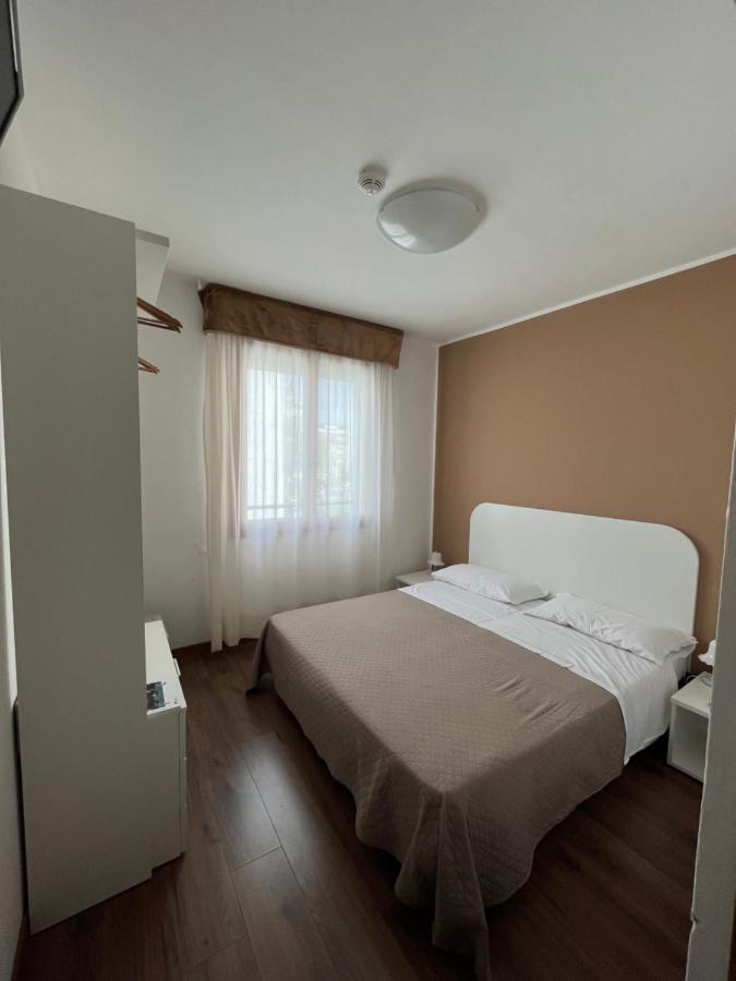 Hotel Playa Bibione Bagian luar foto