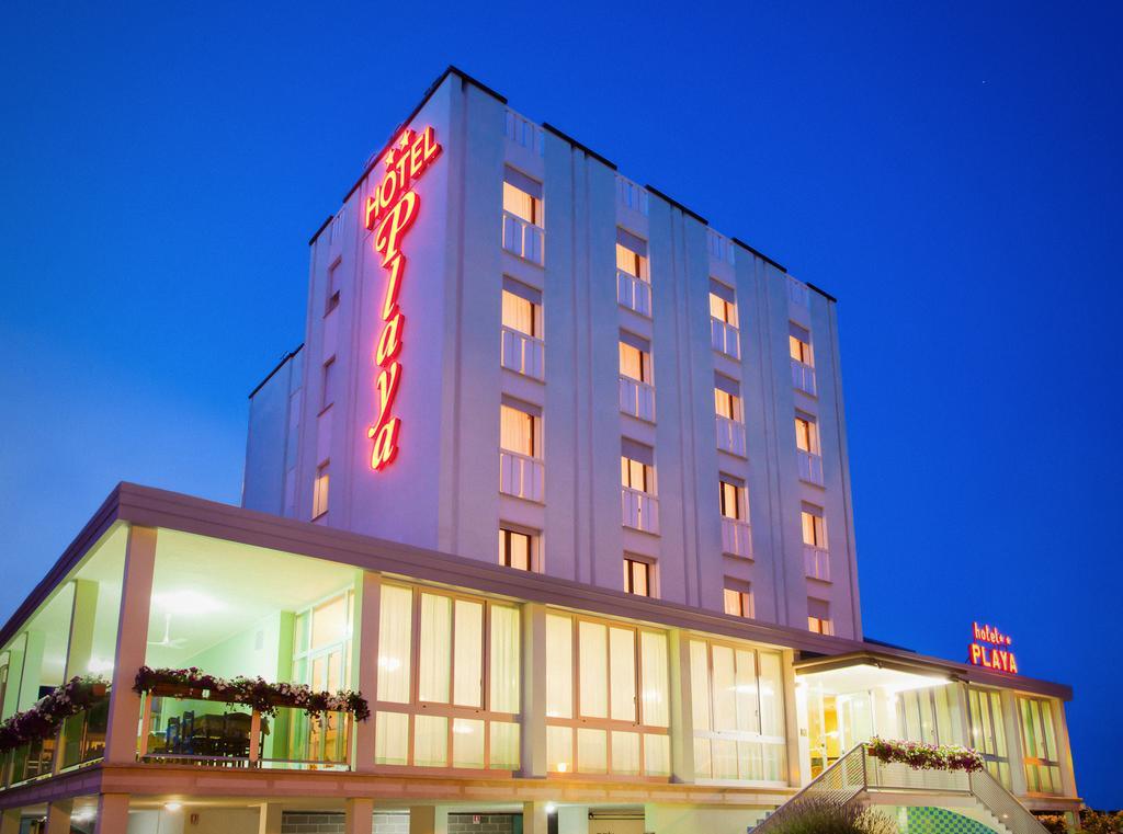 Hotel Playa Bibione Bagian luar foto